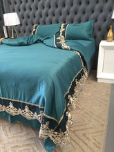 Load image into Gallery viewer, Sateen Bedding Set
